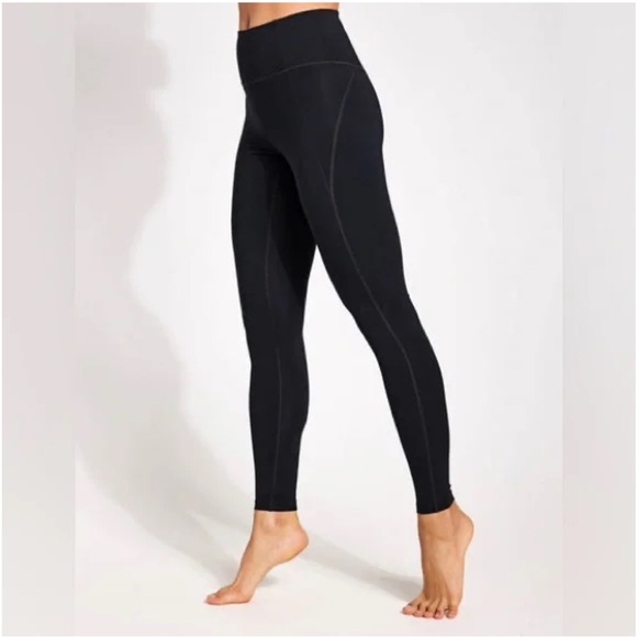 Girlfriend Collective Compressive High Waisted Legging Black Size Small NWT - Picture 1 of 5